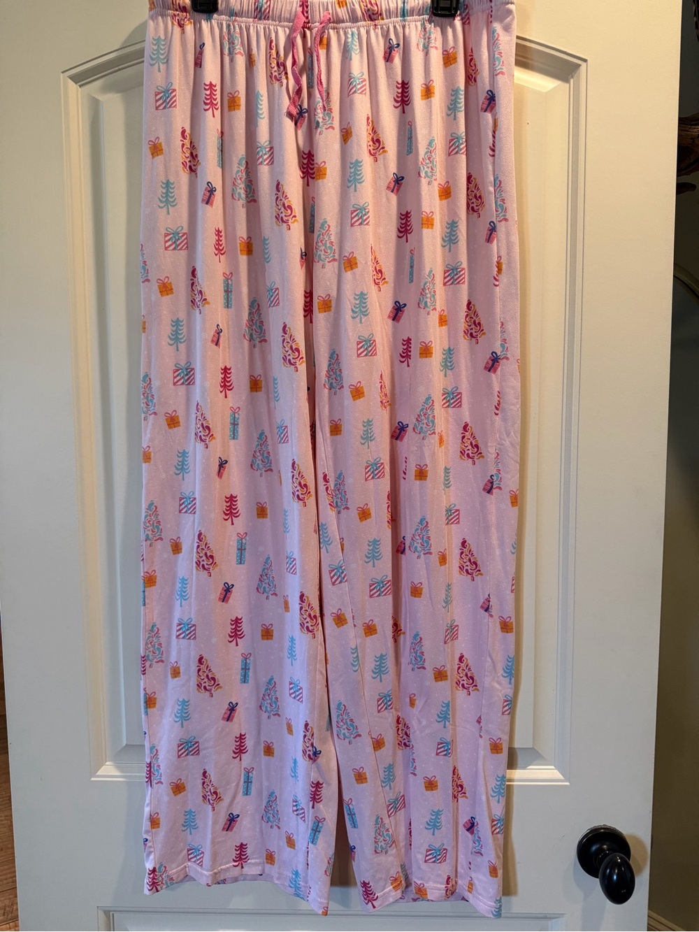 Light Pink Holiday-Print Women's Pajama Pants
